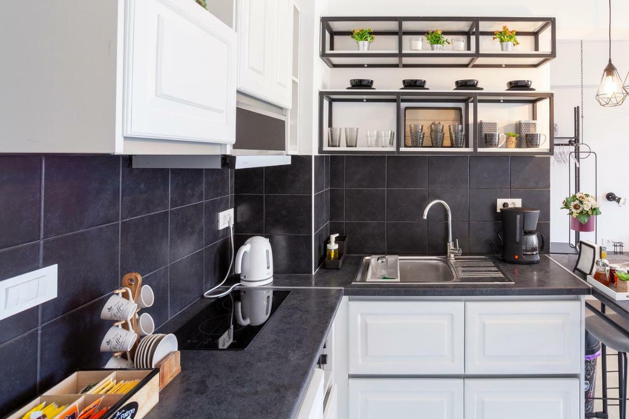 Aristophanes Luxury Flat Psyrri Square Lägenhet Aten Exteriör bild