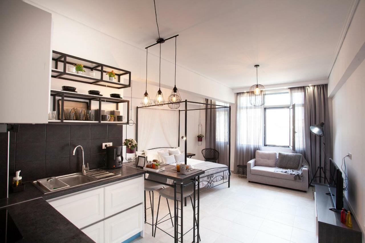 Aristophanes Luxury Flat Psyrri Square Lägenhet Aten Exteriör bild